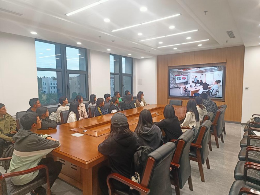 吉林大学为新生打造别出心裁国家安全教育课,涵盖多专题