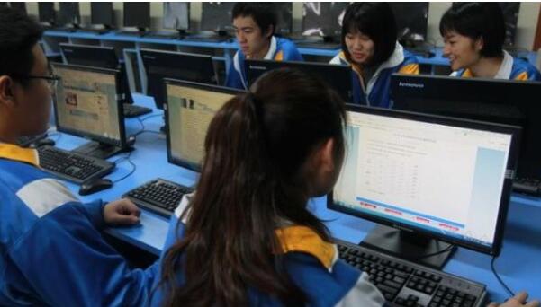 2021年浙江申论热点：高考志愿填报一批和二批合并注意啥