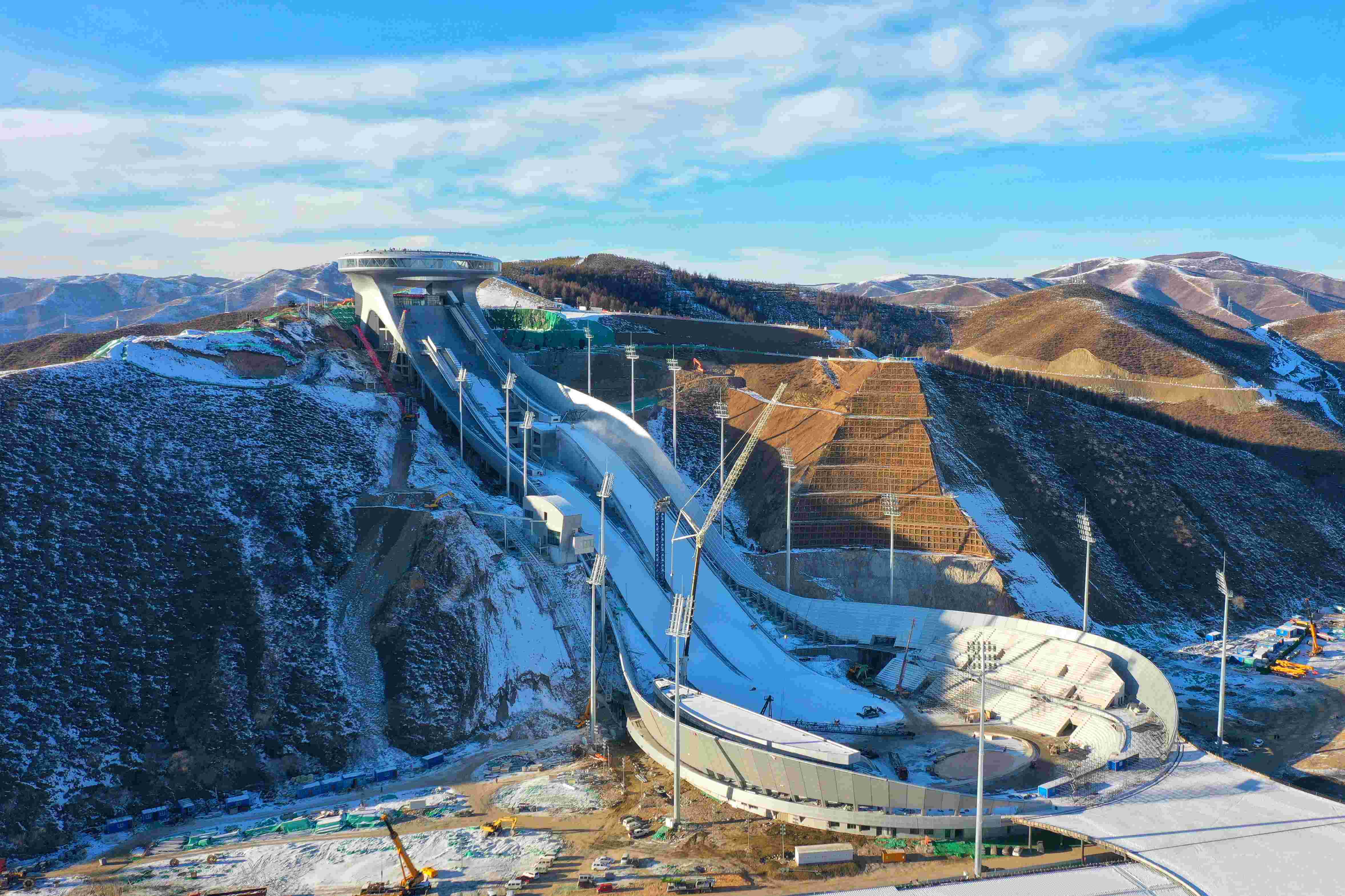 习近平牵挂冬奥会场馆建设,2020年底竞赛场馆全部完工