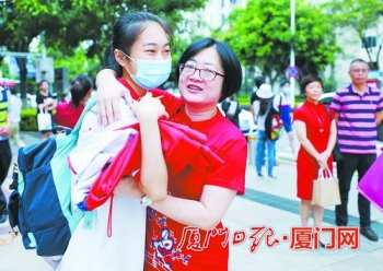 专家老师点评2021年高考作文考试“体育实效性”