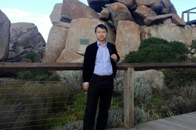 2021 级新生入学，面对众多社团咋选？高校团委书记给建议