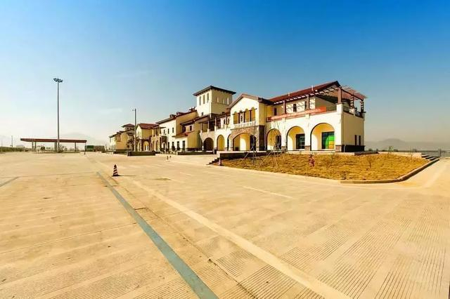 高速服务区曾留不住人,如今机遇几何?