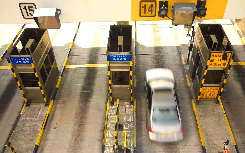 高速收费站暗藏扣分罚款潜规则,车主务必警惕